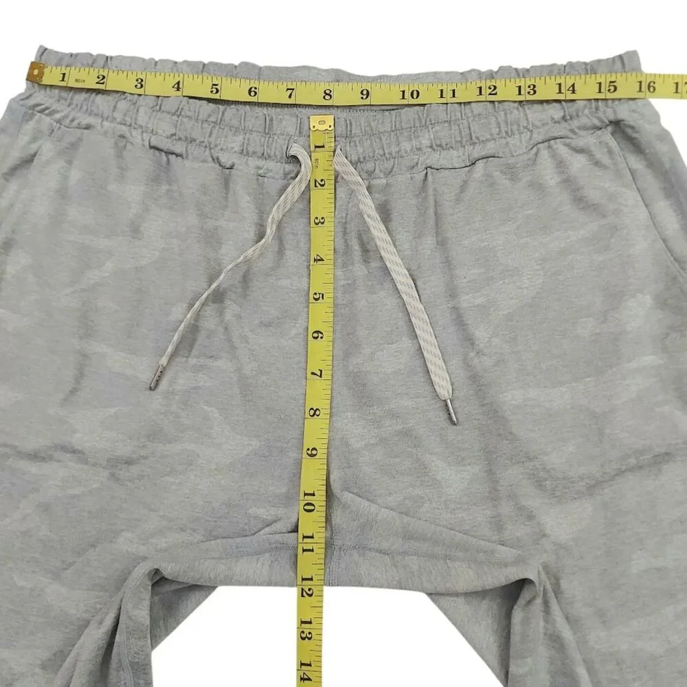 Vuori Performance Joggers Womens Medium Gray Camo Soft Yoga Gym Athleisure
